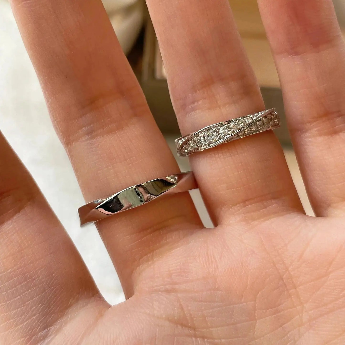 Spiral Fashion Women's Ring S925 Silver High Quality Bright Inlaid Moissanite Shining French Luxury Charming Festival Gift