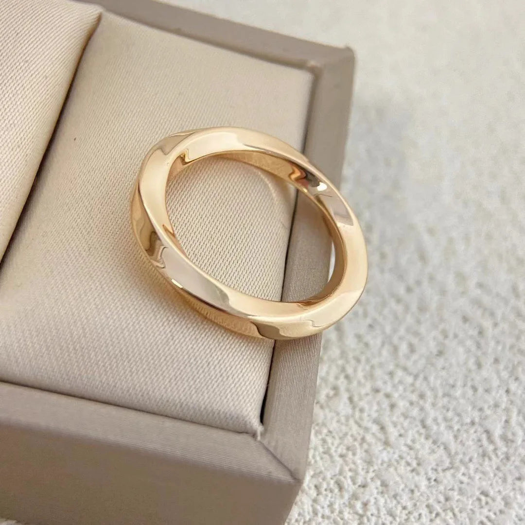 Spiral Fashion Women's Ring S925 Silver High Quality Bright Inlaid Moissanite Shining French Luxury Charming Festival Gift