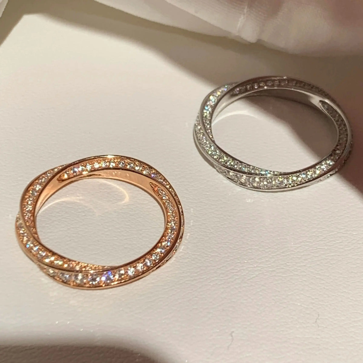 Spiral Fashion Women's Ring S925 Silver High Quality Bright Inlaid Moissanite Shining French Luxury Charming Festival Gift